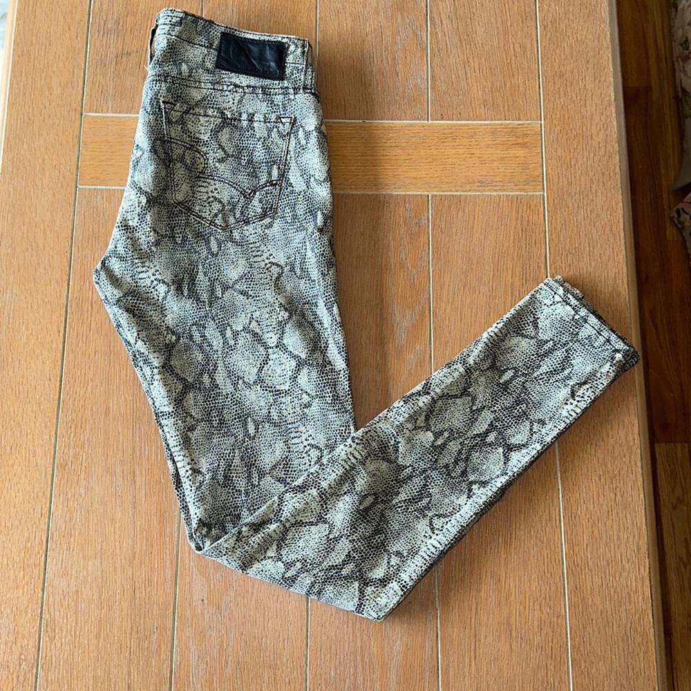 Big Star Snake Skin Mid Rise Skinny Jeans